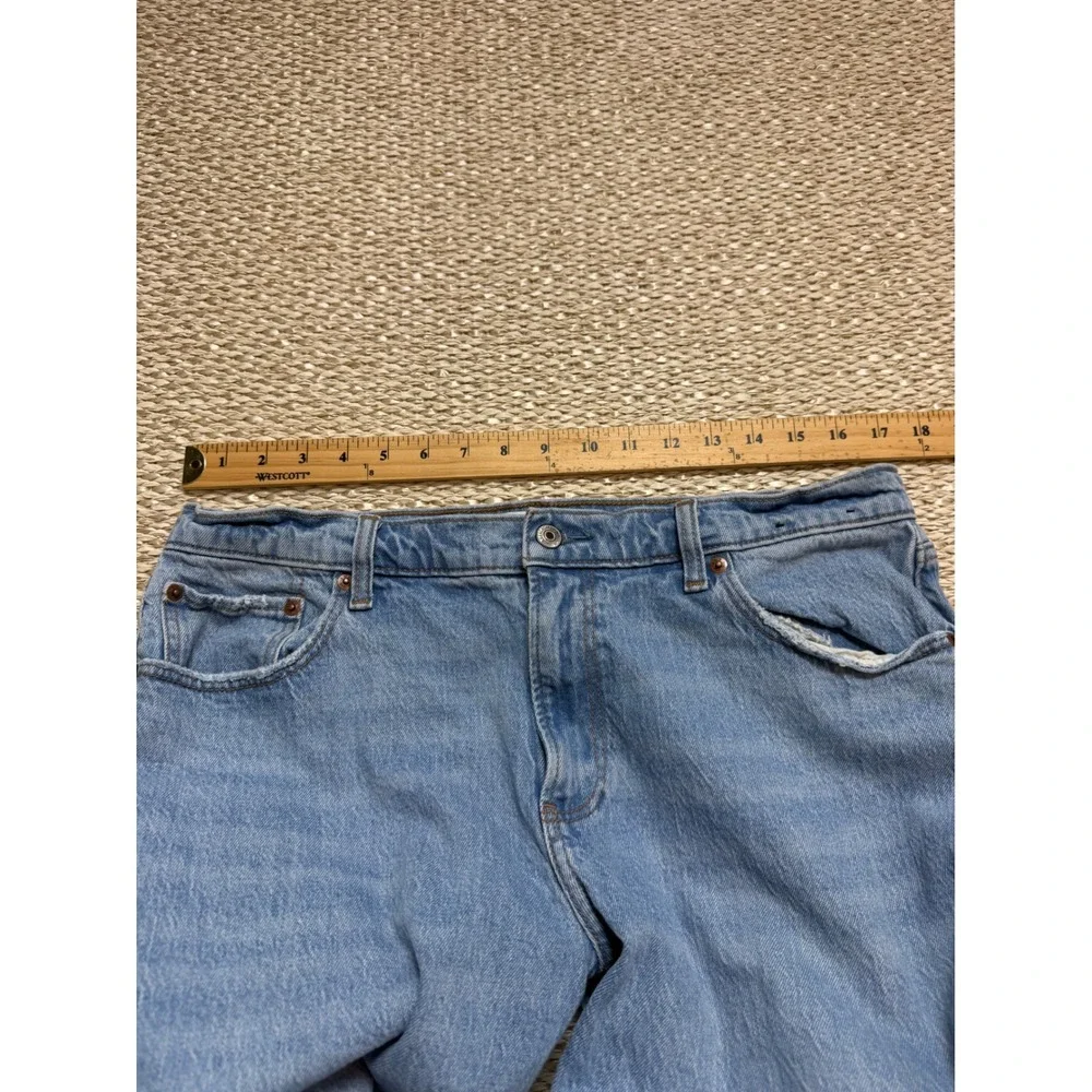 Abercrombie & Fitch Curve Love The Baggy Low Rise Jeans Light Wash‎ Blue 31/12